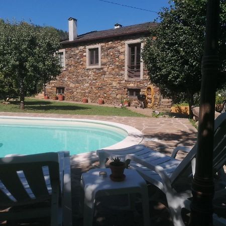 Casa Do Adro-Passadicos Do Paiva Aroucaヴィラ エクステリア 写真
