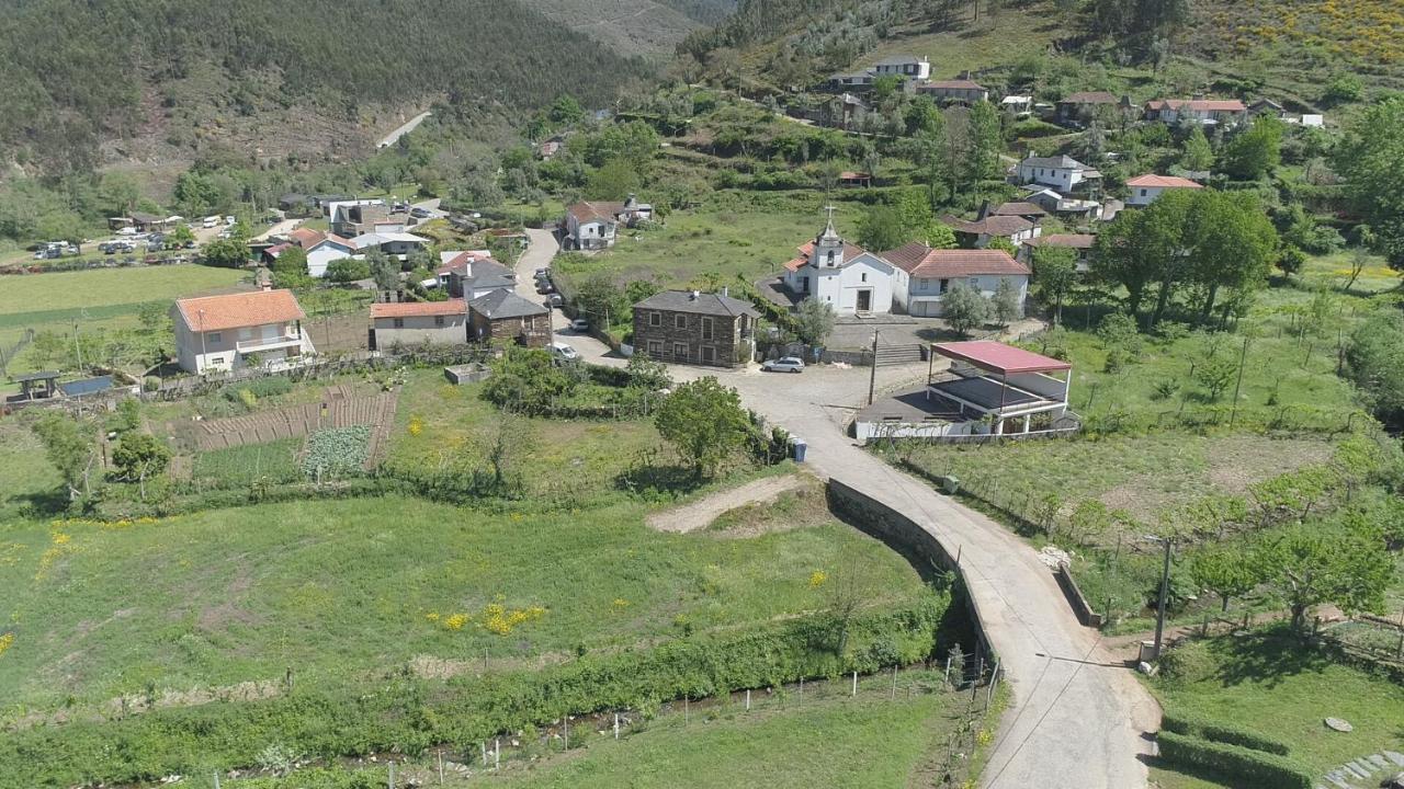 Casa Do Adro-Passadicos Do Paiva Aroucaヴィラ エクステリア 写真