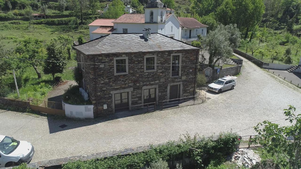 Casa Do Adro-Passadicos Do Paiva Aroucaヴィラ エクステリア 写真