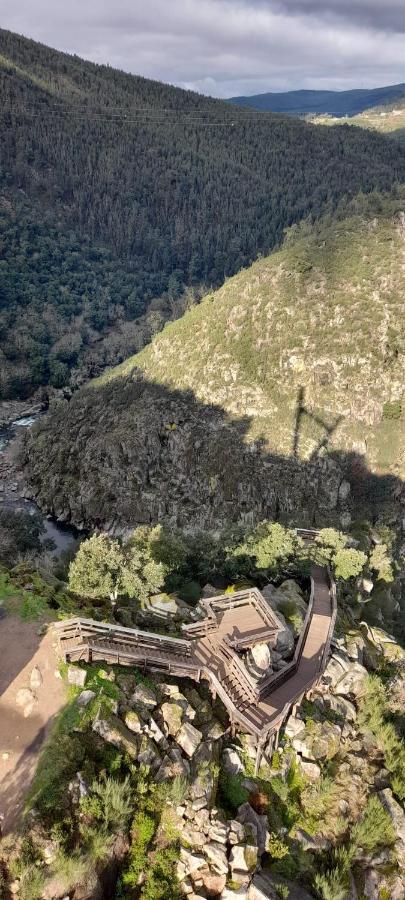 Casa Do Adro-Passadicos Do Paiva Aroucaヴィラ エクステリア 写真