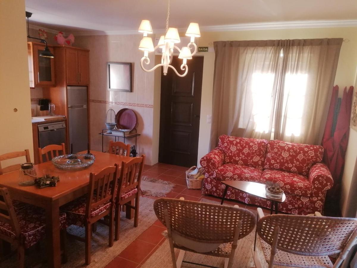 Casa Do Adro-Passadicos Do Paiva Aroucaヴィラ エクステリア 写真