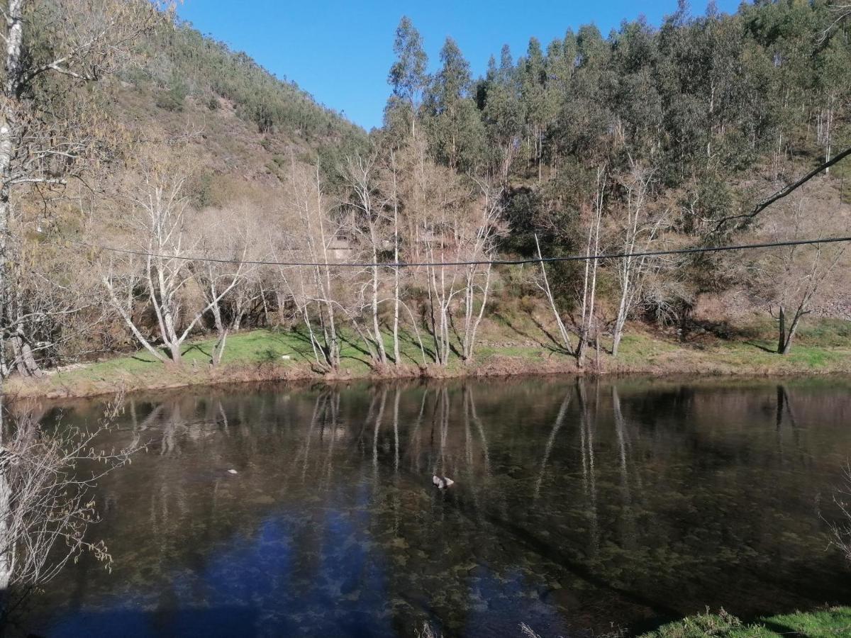 Casa Do Adro-Passadicos Do Paiva Aroucaヴィラ エクステリア 写真