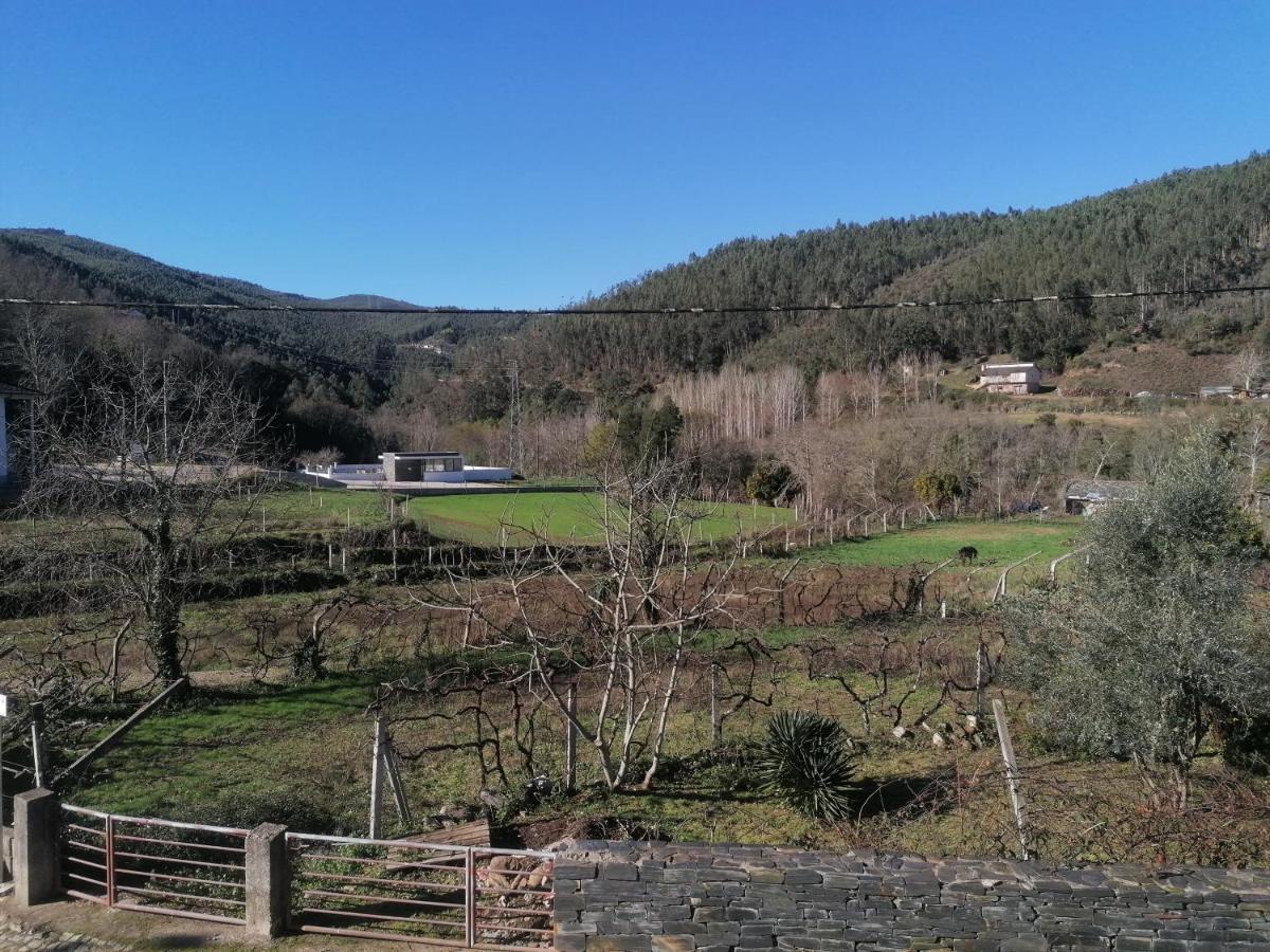 Casa Do Adro-Passadicos Do Paiva Aroucaヴィラ エクステリア 写真