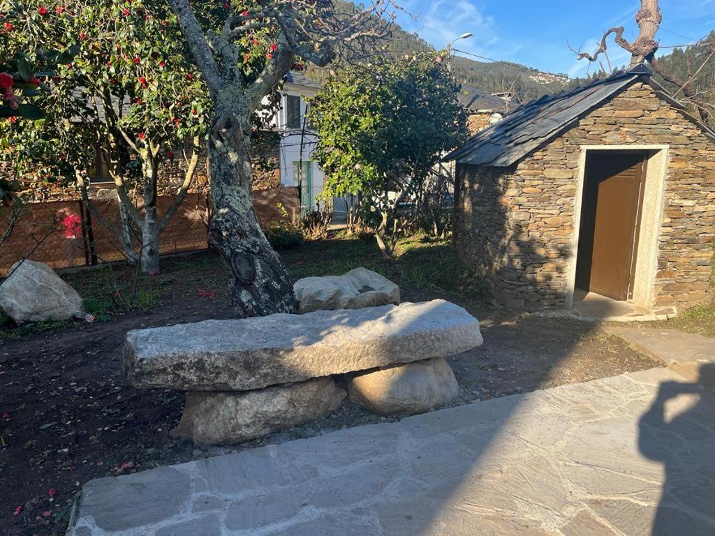 Casa Do Adro-Passadicos Do Paiva Aroucaヴィラ エクステリア 写真