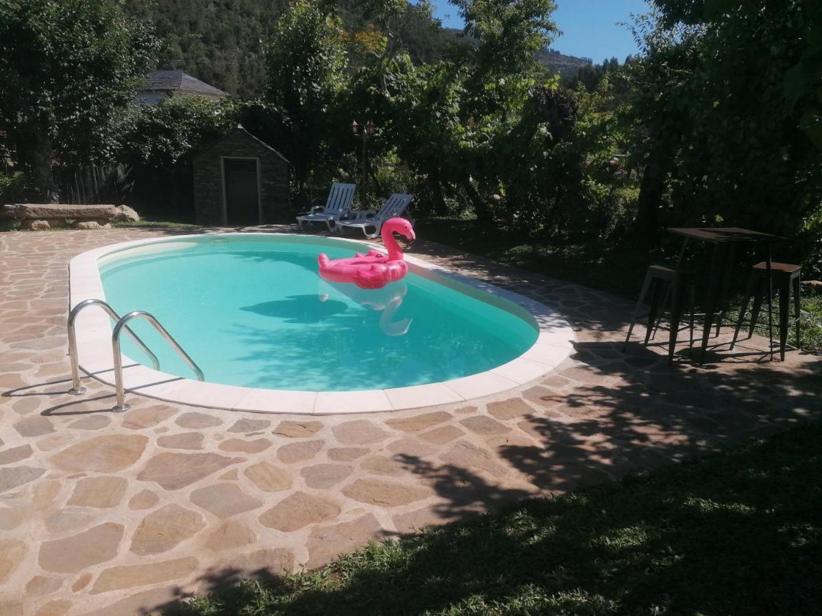 Casa Do Adro-Passadicos Do Paiva Aroucaヴィラ エクステリア 写真